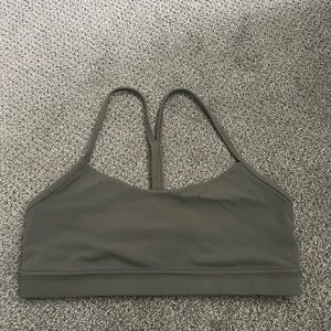Lululemon Y flow bra